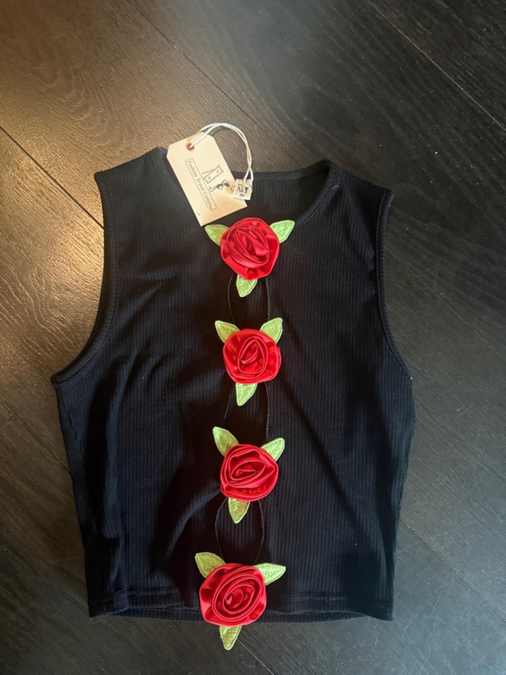 Three Hole Punch Roses Rib Tank - Picture 4 of 5